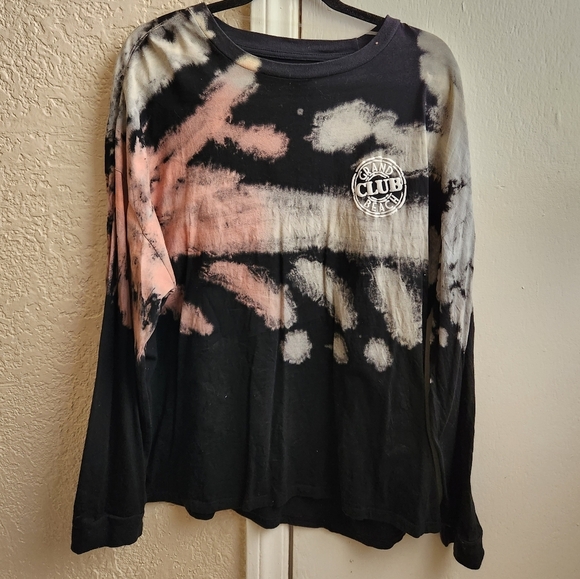 Grand Beach Club- Tie Dye Long Sleeve Tee - Picture 2 of 7